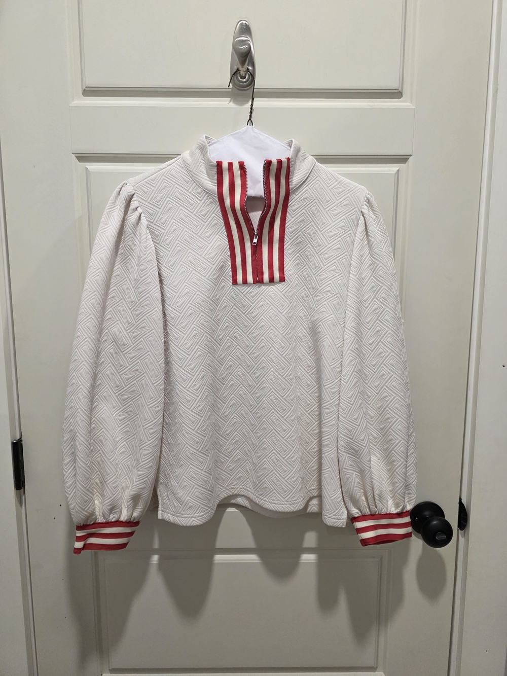 JODIFL Cream Textured Top with Red Trim